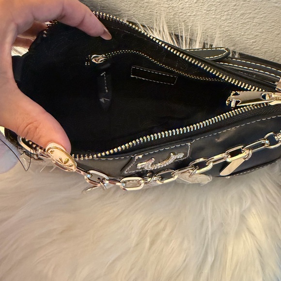 SOLD ON DEPOP- DO NOT BUY - Picture 4 of 6